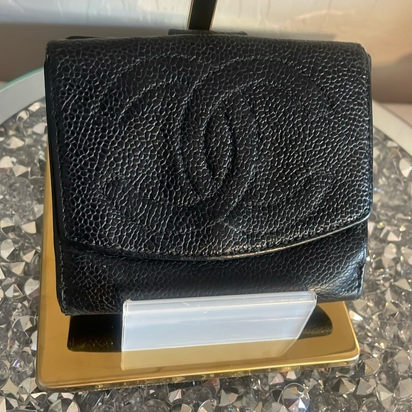 CHANEL Handbags - LOW START ALERT CHANEL  GUC UNISEX wallet